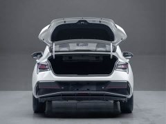 Hyundai Elantra 1.5L CVT GLX Elite - ფოტო 11