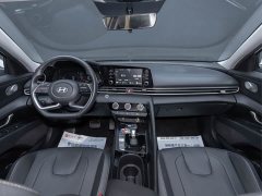 Hyundai Elantra 1.5L CVT GLX Elite - ფოტო 15