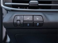 Hyundai Elantra 1.5L CVT GLX Elite - ფოტო 4