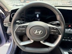 Hyundai Elantra 1.5L CVT Luxury - ფოტო 10
