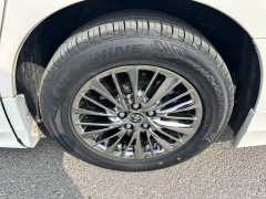 Toyota Alphard Hybrid 2.5L Premium Edition - ფოტო 15