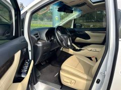Toyota Alphard Hybrid 2.5L Premium Edition - ფოტო 7