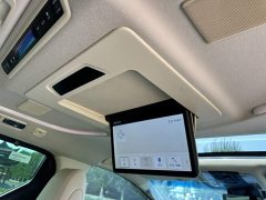 Toyota Alphard Hybrid 2.5L Premium Edition - ფოტო 9