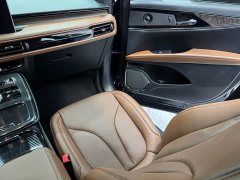 Lincoln Explorer 2.0T AWD Elite - ფოტო 11