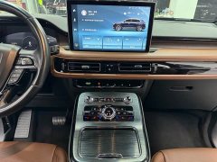 Lincoln Explorer 2.0T AWD Elite - ფოტო 16