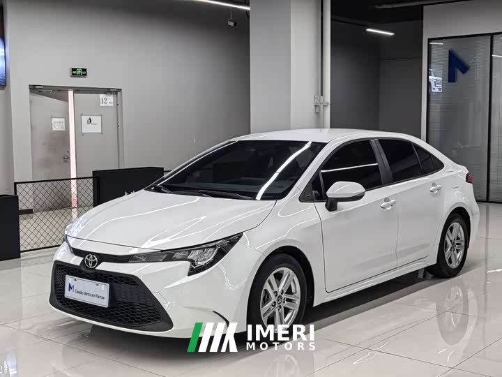Toyota Corolla TNGA 1.5L CVT Base