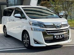 Toyota Vellfire Crown Hybrid 2.5L HV Luxury Edition - ფოტო 3