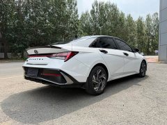 Hyundai Elantra 2023 1.5L CVT Luxury - ფოტო 5