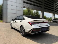 Hyundai Elantra 2023 1.5L CVT Luxury - ფოტო 7