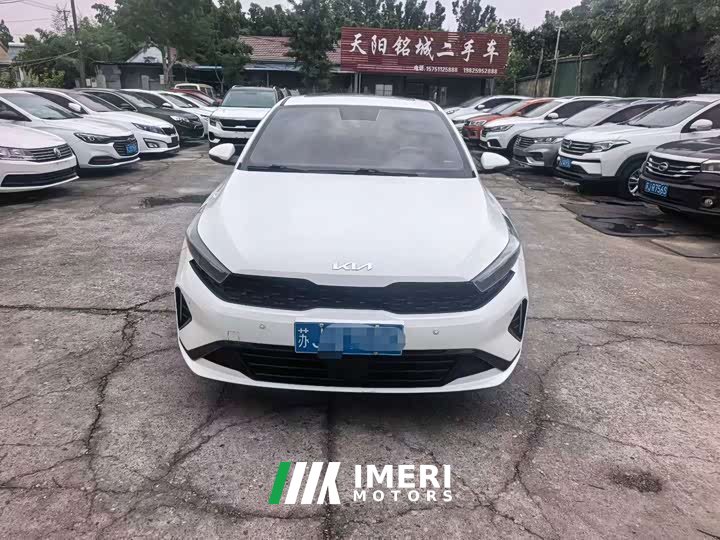 Kia K3 1.5L CVT Luxury Edition - ავტომობილი ჩინეთიდან