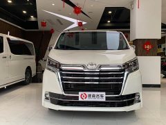 Toyota Granvia 3.5L - ფოტო 2