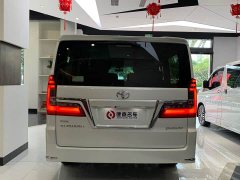 Toyota Granvia 3.5L - ფოტო 4