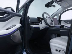 Voyah Lantu Dreamchaser PHEV AWD Flagship Kunpeng Edition - ფოტო 4