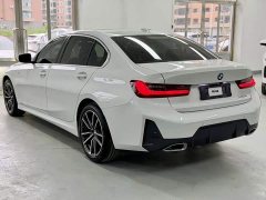 BMW 3 Series 320Li M Sport Package - ფოტო 4