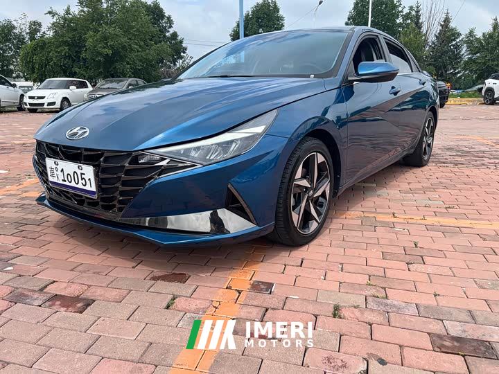 Hyundai Elantra 1.5L CVT Luxury