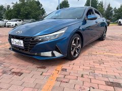 Hyundai Elantra 1.5L CVT Luxury - ფოტო 1