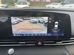 Hyundai Elantra 2022 1.5L CVT Luxury - ფოტო 13