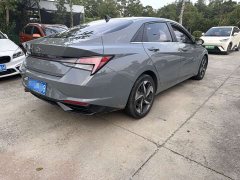 Hyundai Elantra 2022 1.5L CVT Luxury - ფოტო 4