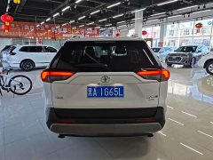 Toyota RAV4 2.0L CVTAWD Edition - ფოტო 4