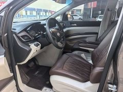 Buick GL8 Land Official Business Class 652T Comfort Edition - ფოტო 7