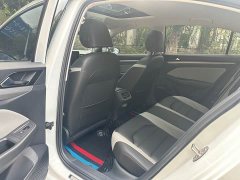 Volkswagen Bora 280TSI DSG Respect Edition - ფოტო 8