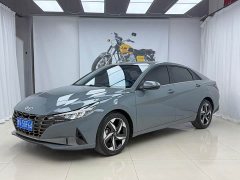 Hyundai Elantra 2022 1.5L CVT Luxury - ფოტო 1