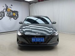 Hyundai Elantra 2022 1.5L CVT Luxury - ფოტო 2