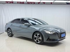 Hyundai Elantra 2022 1.5L CVT Luxury - ფოტო 3