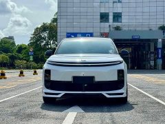 Li Auto L6 Pro - ფოტო 3