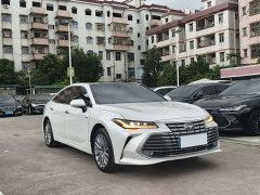 Toyota Avalon Hybrid 2.0L Luxury - ფოტო 1