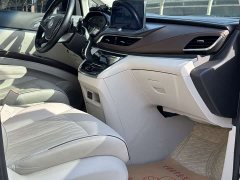 Buick GL8 Land Executive Cabin 652T Luxury - ფოტო 8