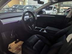 Tesla Model Y Rear-Wheel Drive - ფოტო 6