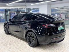 Tesla Model Y Standard Range RWD - ფოტო 3