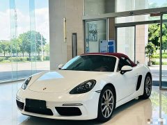 Porsche 718 Boxster 2.0T - ფოტო 1