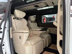 Toyota Alphard Hybrid 2.5L Premium Edition - ფოტო 9