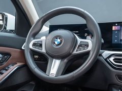 BMW 3 Series 320Li M Sport Package - ფოტო 17