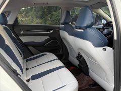 Geely Emgrand 2022 4th Generation 1.5L CVT Flagship - ფოტო 8