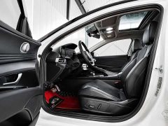 Hyundai Elantra 1.5L CVT Luxury - ფოტო 12