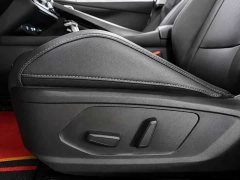 Hyundai Elantra 1.5L CVT Luxury - ფოტო 13