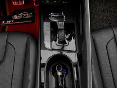 Hyundai Elantra 1.5L CVT Luxury - ფოტო 17