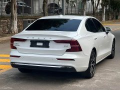 Volvo S60 B4 Smart Luxury Edition - ფოტო 4