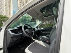 Volkswagen Polo Plus 1.5L Automatic Colorful Tech Edition - ფოტო 6