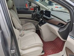 Buick GL8 Land Executive Cabin 652T Luxury - ფოტო 9