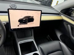 Tesla Model Y Rear-Wheel Drive - ფოტო 6
