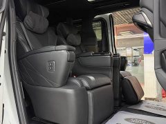 Toyota Alphard Hybrid 2.5L Premium Edition - ფოტო 10
