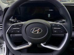 Hyundai Elantra 2022 1.5L CVT Luxury - ფოტო 12
