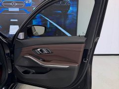 BMW 3 Series 320Li M Sport Package - ფოტო 14