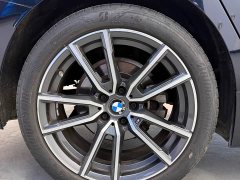 BMW 3 Series 320Li M Sport Package - ფოტო 15