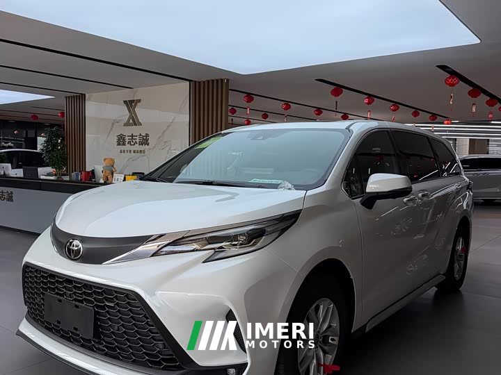 Toyota Gravia 2.5LPHEV PLUS Edition - ავტომობილი ჩინეთიდან
