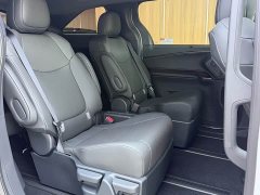 Toyota Gravia 2.5LPHEV PLUS Edition - ფოტო 6